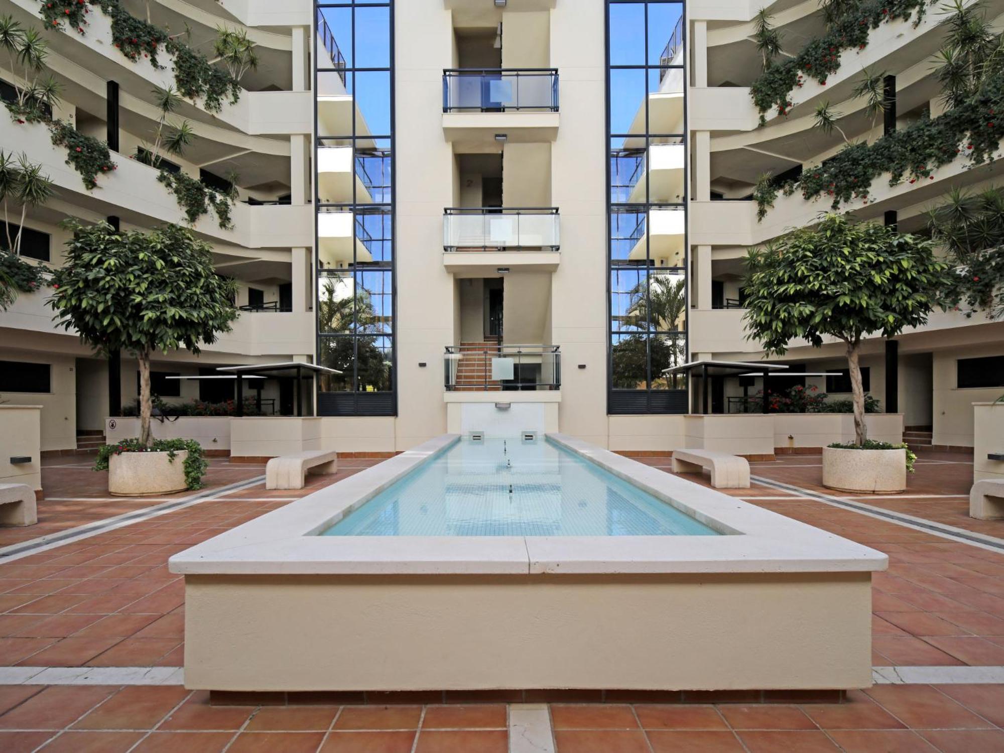 Apartment Cosmo Beach-1 By Interhome Естепона Екстер'єр фото