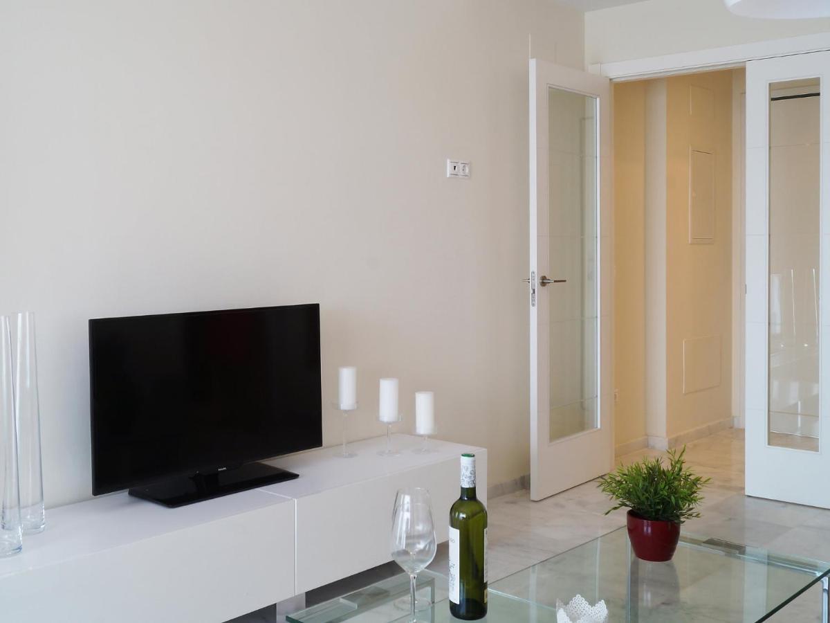 Apartment Cosmo Beach-1 By Interhome Естепона Екстер'єр фото
